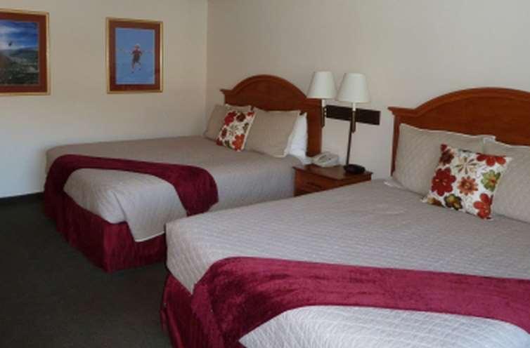 Hotel Glenwood Springs Room photo